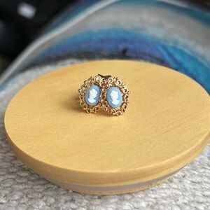 Cameo Clip-on Earrings